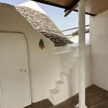 Trulli In Contrada Noci