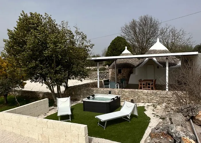 Trulli In Contrada